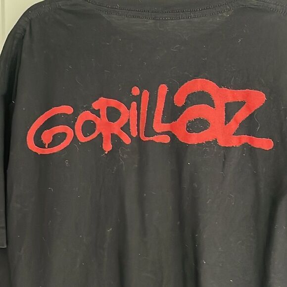 Gorillaz Virtual Band Graphic Tee shirt Riding in a Camouflage geep VTG RARE - Picture 4 of 5